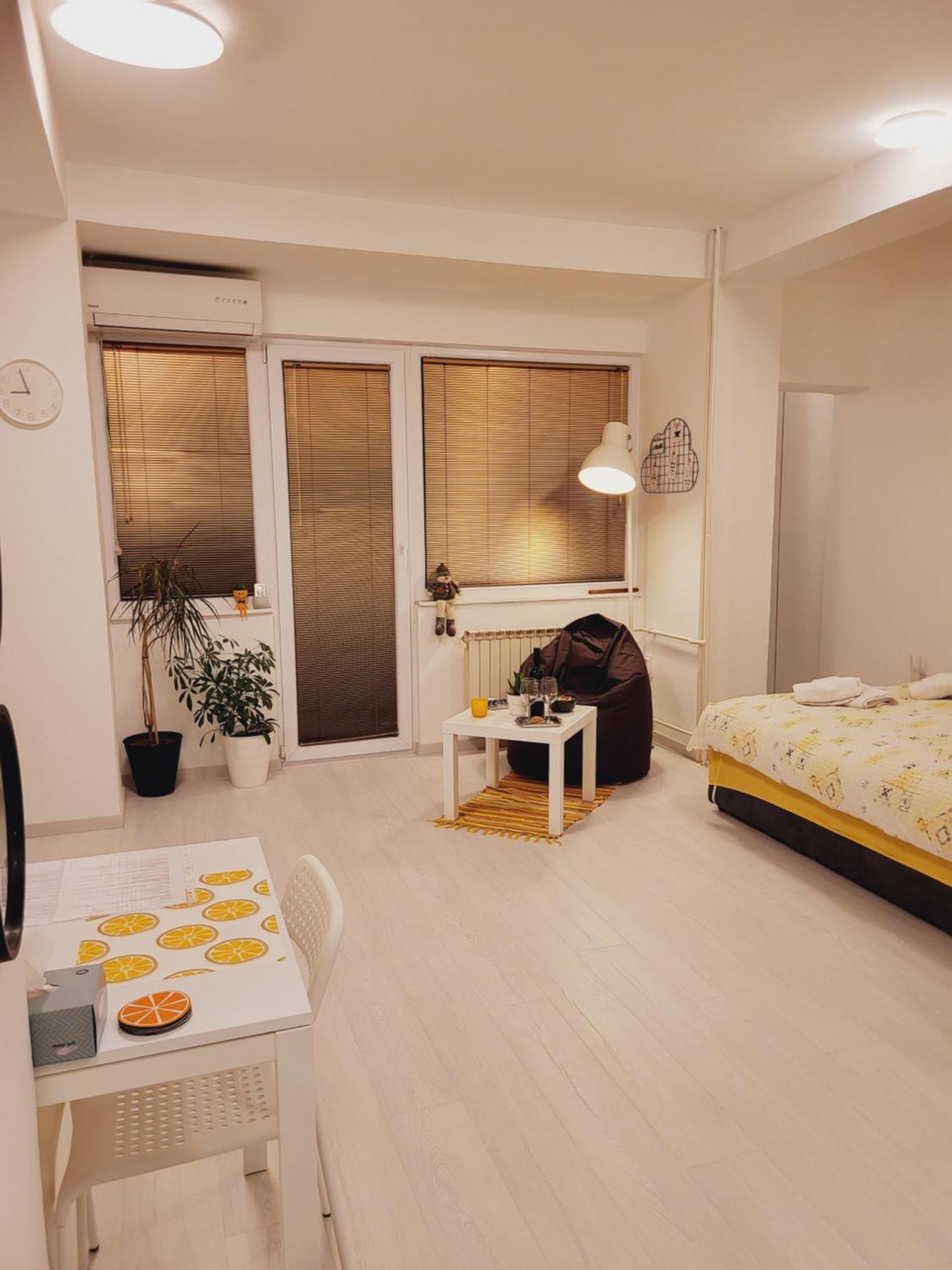 City Center White Apartment! Skopje Exterior foto